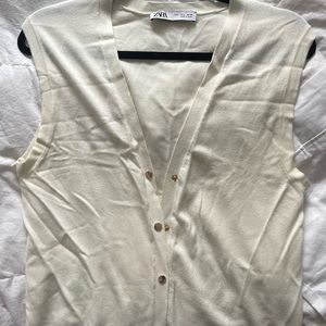 Zara Sleeveless Sweater Vest - White / Gold Detail